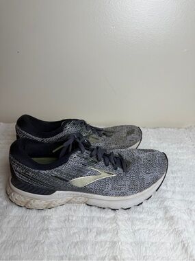 Brooks Running Shoes - Gray and Black Knit